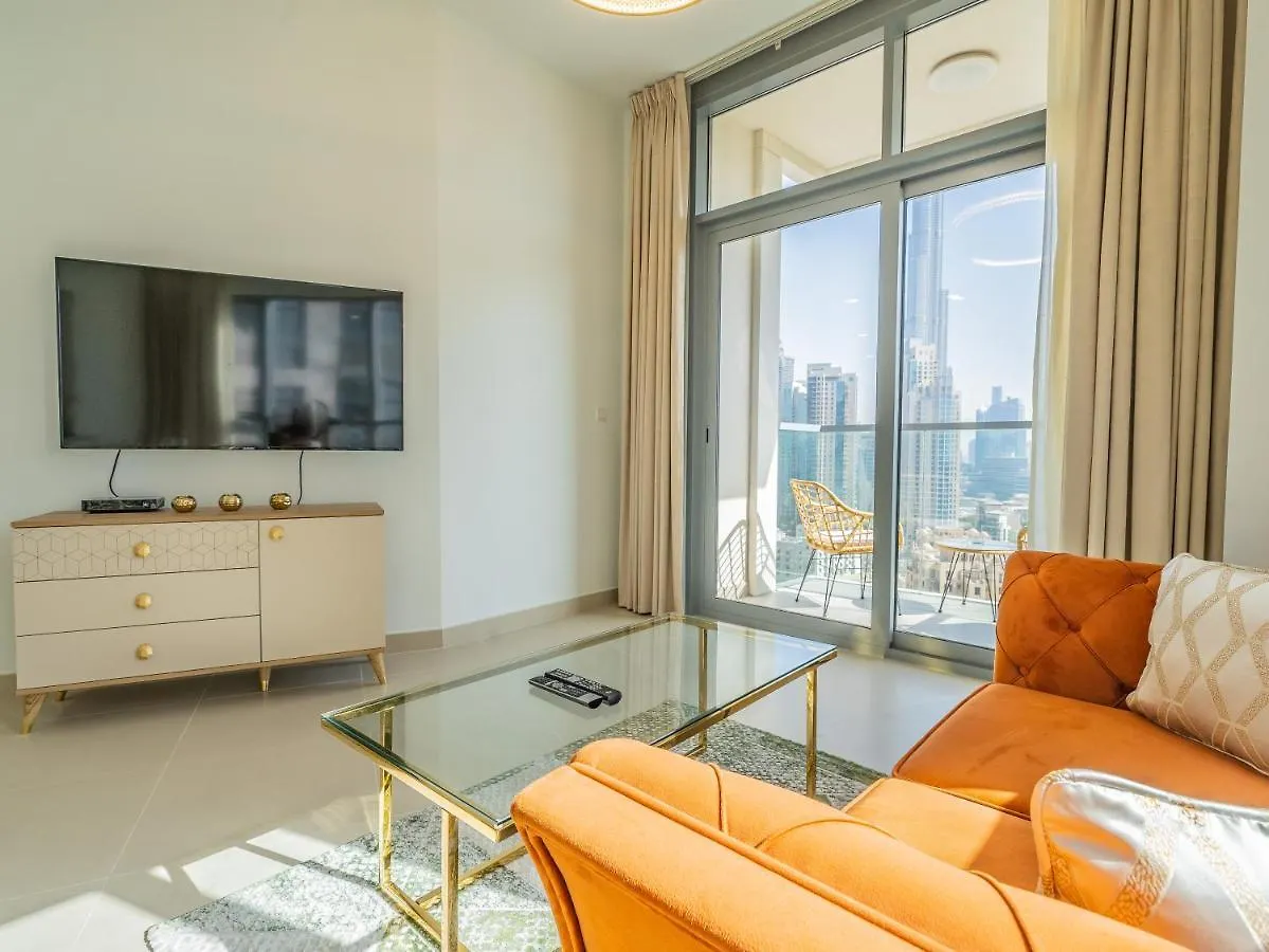Glamorous Apartment Facing Burj Khalifa Dubai 0*,