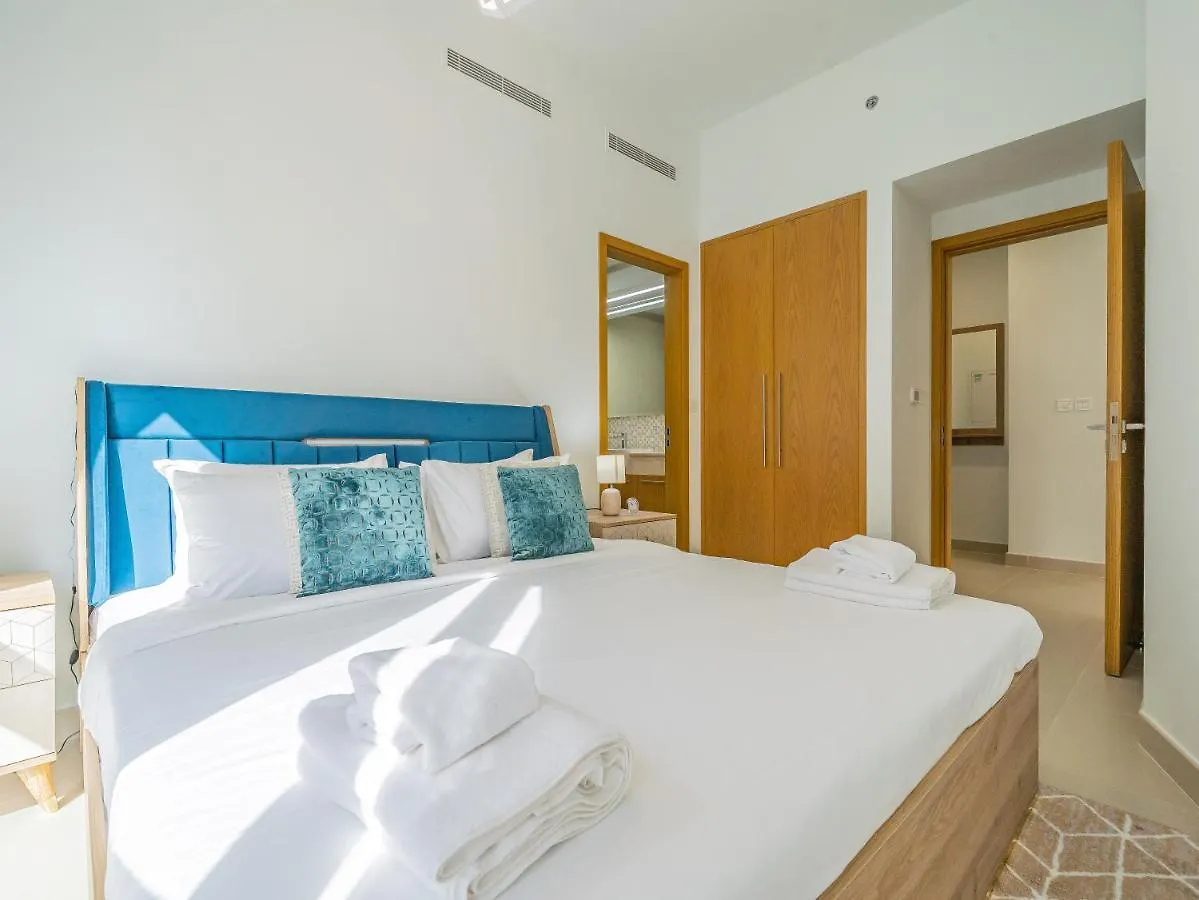 Glamorous Apartment Facing Burj Khalifa Dubai 0*,