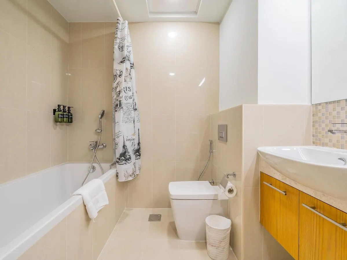 Glamorous Apartment Facing Burj Khalifa Dubai 0*,