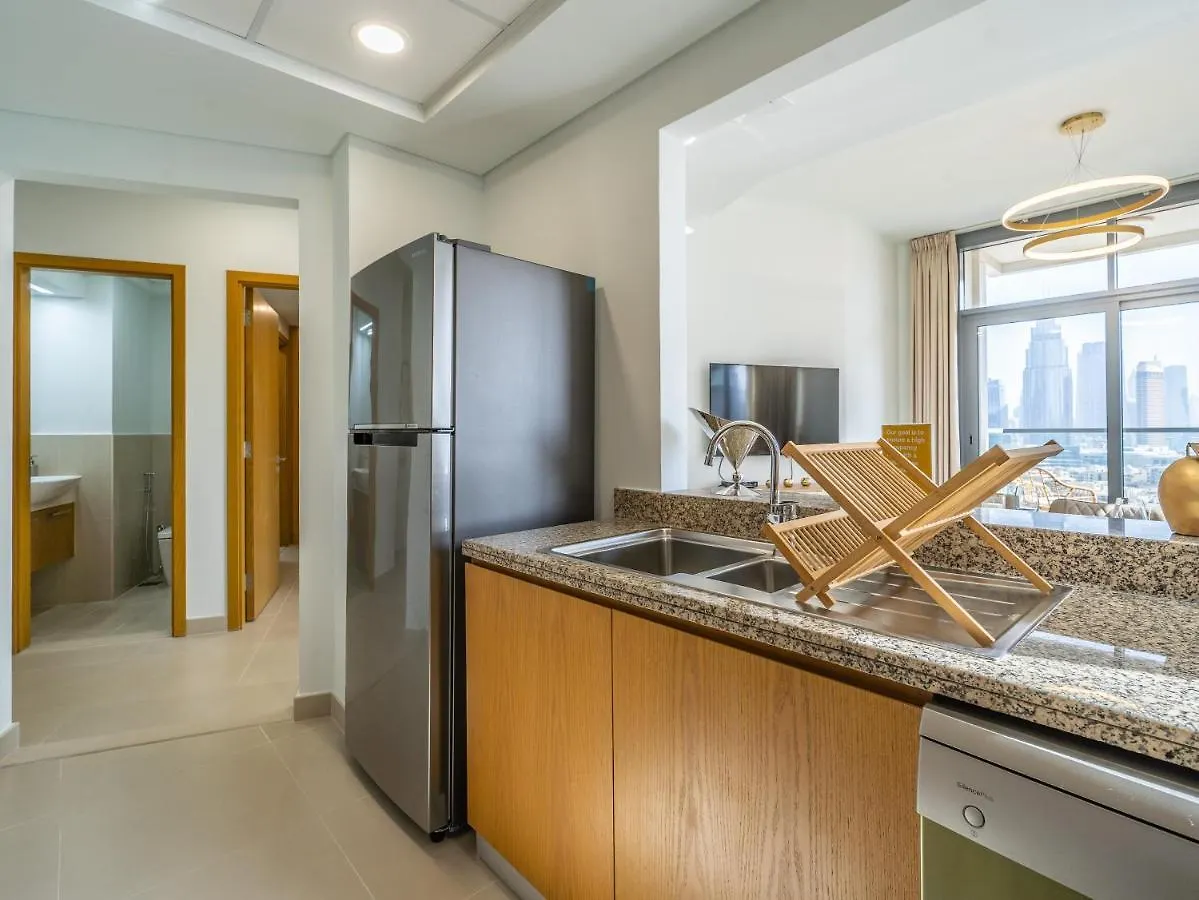 Glamorous Apartment Facing Burj Khalifa Dubai